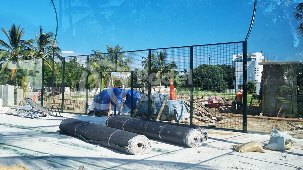 CANCHA DE PADEL SEMIPANORAMICA CONDOMINIO XCARET ACAPILCO GUERRERO