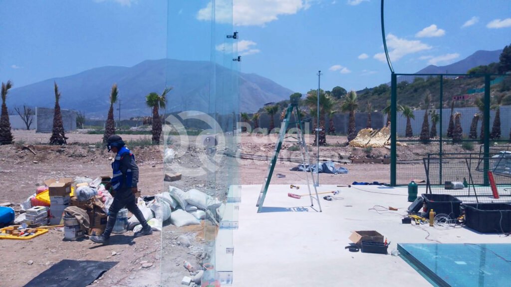FRACC-SANTA-ELENA-ARTEAGA-COAHUILA-PADEL-SEMIPANORAMICA