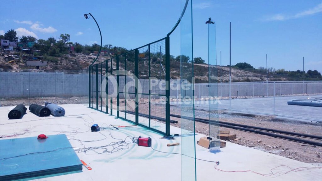 FRACC-SANTA-ELENA-ARTEAGA-COAHUILA-PADEL-SEMIPANORAMICA