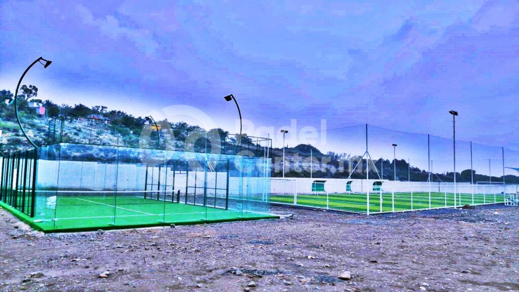FRACC-SANTA-ELENA-ARTEAGA-COAHUILA-PADEL-SEMIPANORAMICA