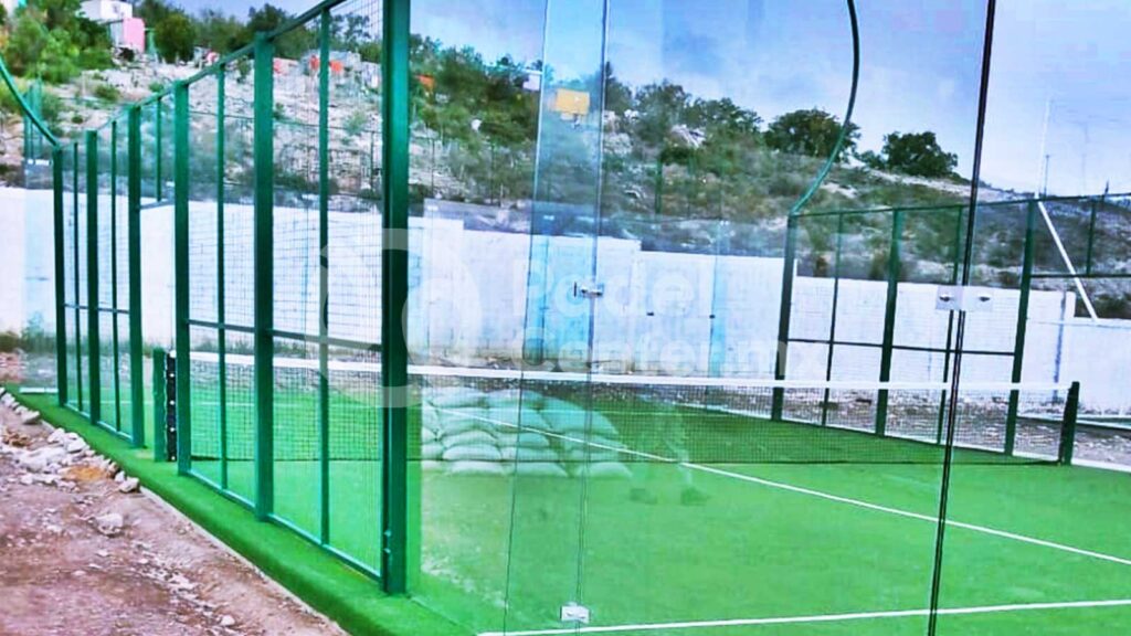 FRACC-SANTA-ELENA-ARTEAGA-COAHUILA-PADEL-SEMIPANORAMICA