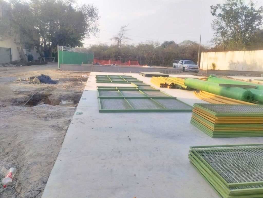 CONSTRUCTORA-JESAS-CANCHAS-DE-PADEL