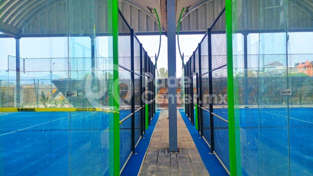 4-canchas-de-padel-semipanoramicas