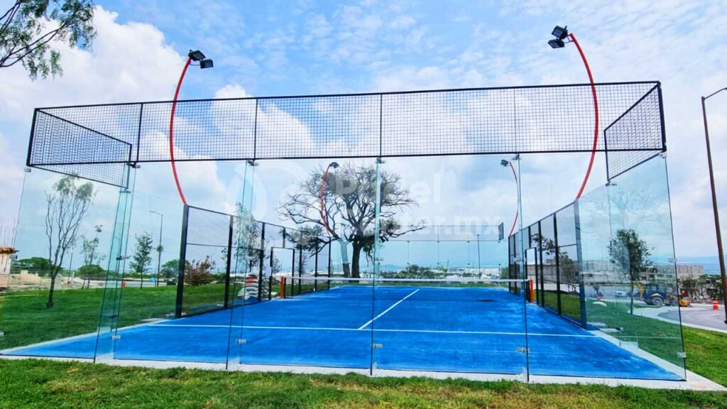 Construccion-de-1-CANCHA-DE-PADEL-SEMIPANORAMICA-QUERETARO