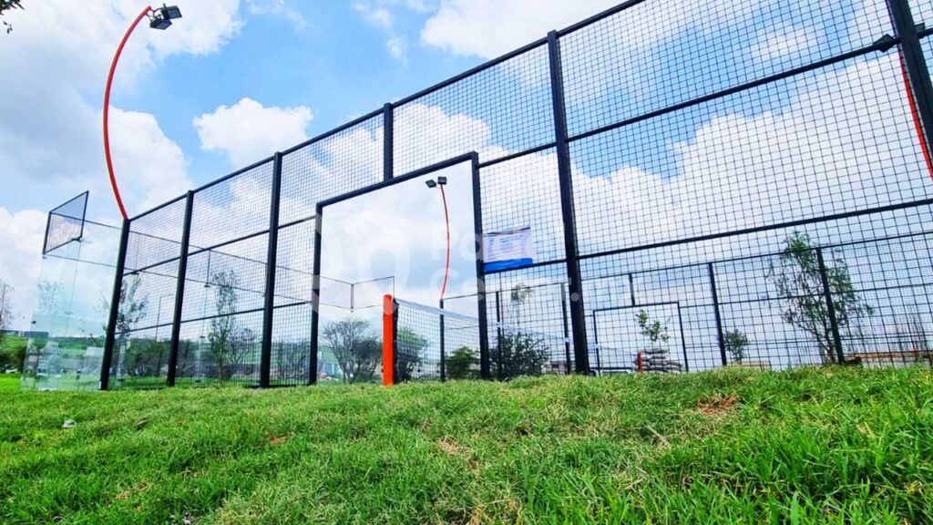 Construccion-de-1-CANCHA-DE-PADEL-SEMIPANORAMICA-QUERETARO