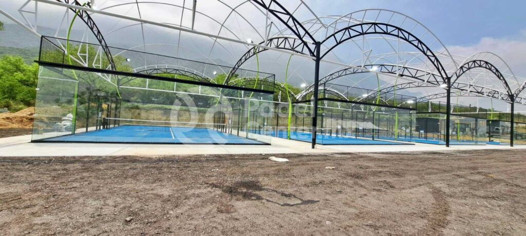 4-CANCHAS-DE-PADEL-PANORAMICAS-PLUS-NUMA-PADEL-SAN-PEDRO-GARZA-GARCIA-MONTERREY