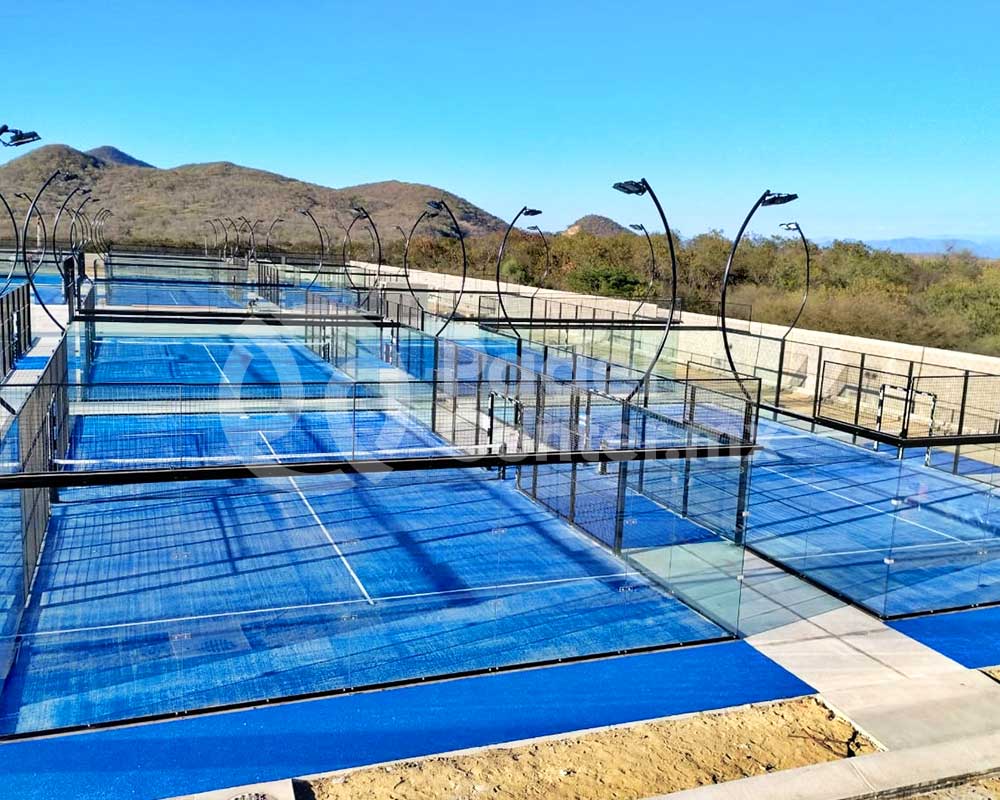 CONSTRUCCION-DE-CANCHAS-DE-PADEL-DE-PASTO-SINTETICO-MEXICOCONSTRUCCION-DE-CANCHAS-DE-PADEL-DE-PASTO-SINTETICO-MEXICO